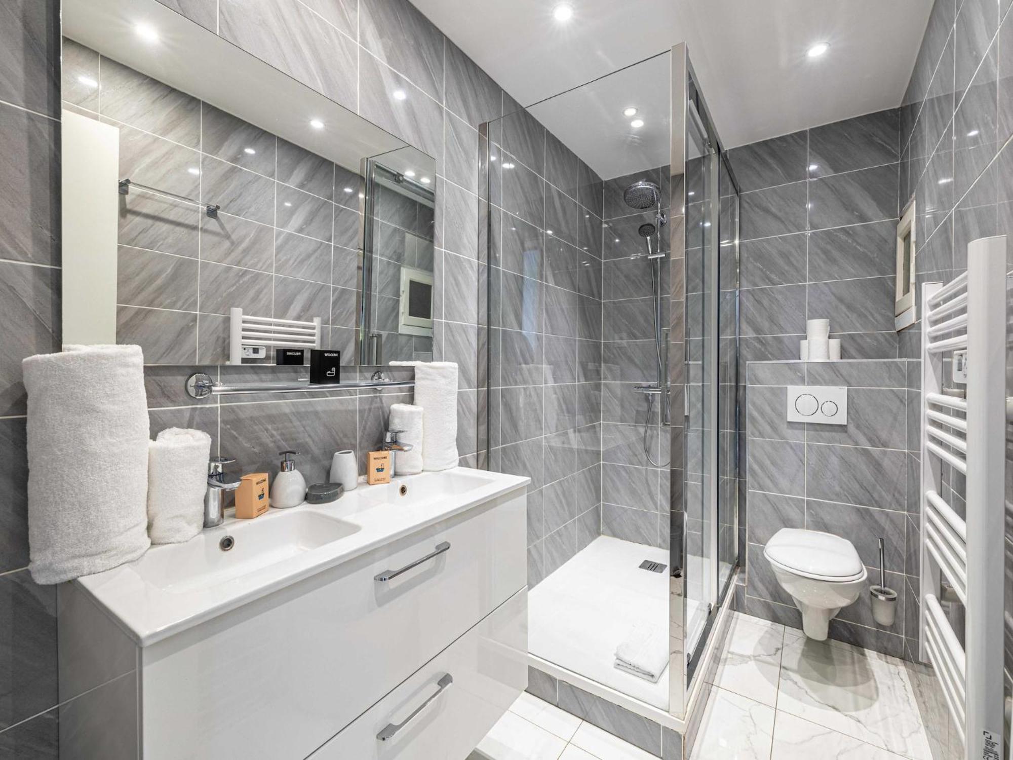 Modern And Cosy Studio- Ac- 4p-