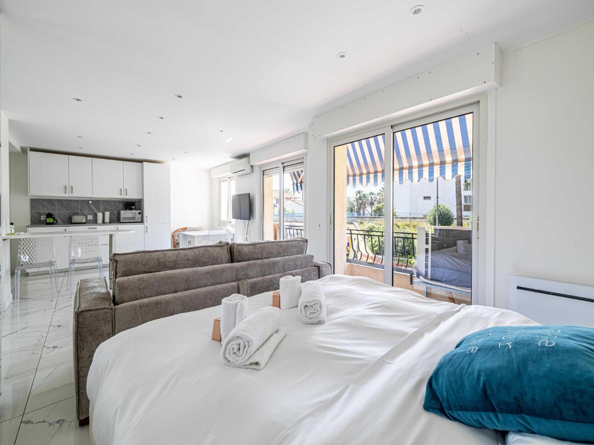 Modern And Cosy Studio- Ac- 4p- *